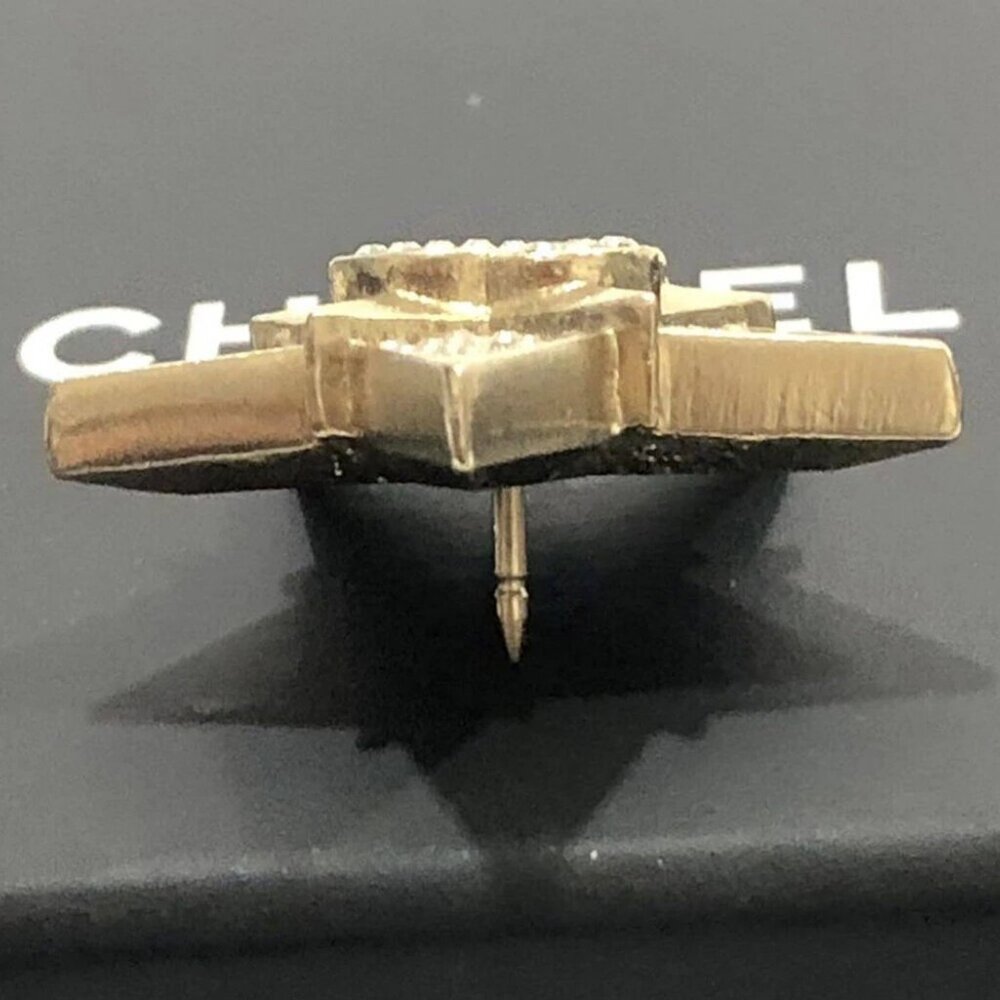 CHANEL CC Logo Double Star Rhinestone Brooch Gold Tone Pin A17C Auth w/Box D-j11 - Picture 16 of 16